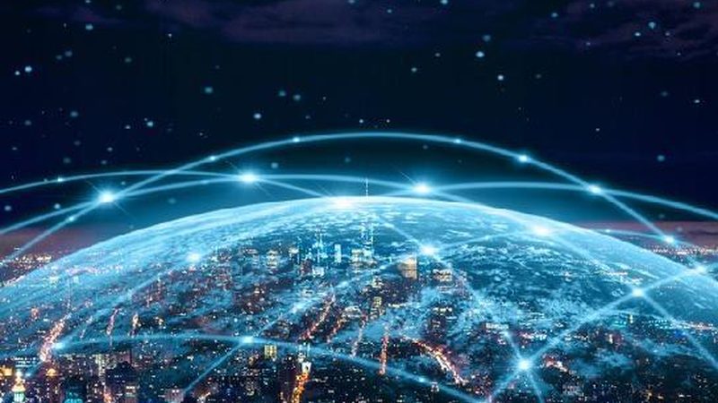 制造业数字化转型的关键要素：案例解析与选型策略